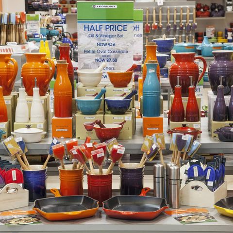 Le Creuset in einem Geschäft