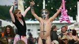 Halbnackte Vorfreude vor dem Wacken Open Air