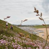 Broadchurch: In Wirklichkeit heißt der Ort aus der TV-Serie West Bay, bei Urlaubern beliebt für Weite und Meer