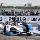 Beim BMW-Antriebsstrang kümmern sich die Spezialisten aus der Serie um den gesamten Hochvolt-Bereich