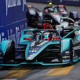 Die Formel E Ingenieure arbeiten Hand in Hand mit ihren Serienkollegen