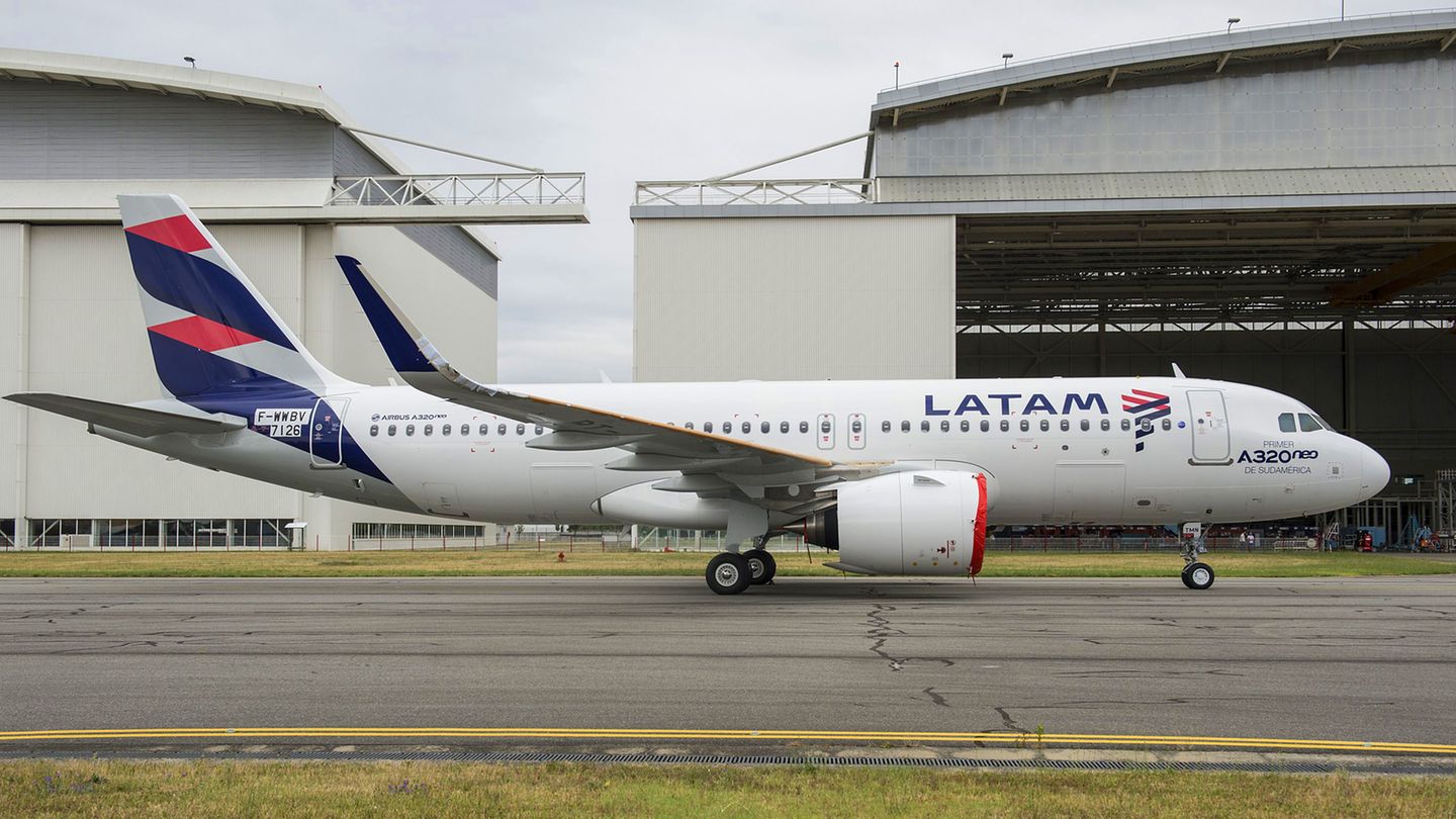 Platz 11: LATAM  Die größte südamerikanische Airline mit Sitz in Chile enstand 2012 aus dem Zusammenschluss von LAN Airlines mit der brasilianischen TAM Linhas Aéreas. Die Flugzeuge transportierten 69,6 Millionen Passagiere.