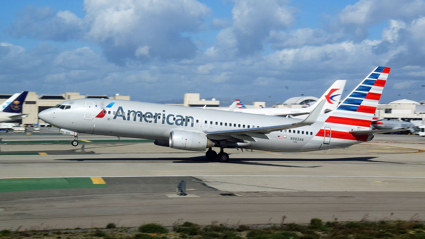 American Airlines American Airlines