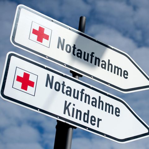 Wegweiser zu einem Krankenhaus