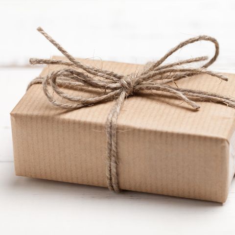 Du bist auf der Suche nach nachhaltigen Geschenken? Hier sind zwölf Ideen