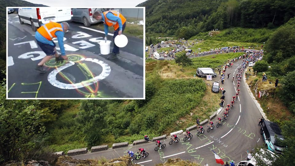 "Penis-Polizei" bei der Tour de France sorgt für Belustigung auf Twitter "Penis-Polizei" bei der Tour de France sorgt für Belustigung auf Twitter