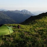 Oberhalb des Monte Bar mit den Denti della Vecchia im Hintergrund