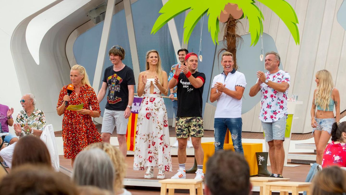 ZDF-Fernsehgarten: Ballermann-Party geht im Regen-Chaos unter | STERN.de