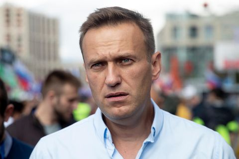 Alexej Nawalny ist nach Angaben seiner Hausärztin möglicherweise mit Gift in Berührung gekommen
