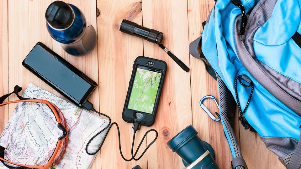 Gut ausgerüstet wandern Beim Wandern braucht man allerhand Zubehör