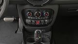 Beim Infotainment helfen die BMW-Gene
