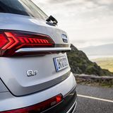 Das Heck ist neu gestaltet