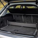 Mit der Standard-Luftfeder senkt sich das Heck auf Knopfruck um 55 Millimeter ab