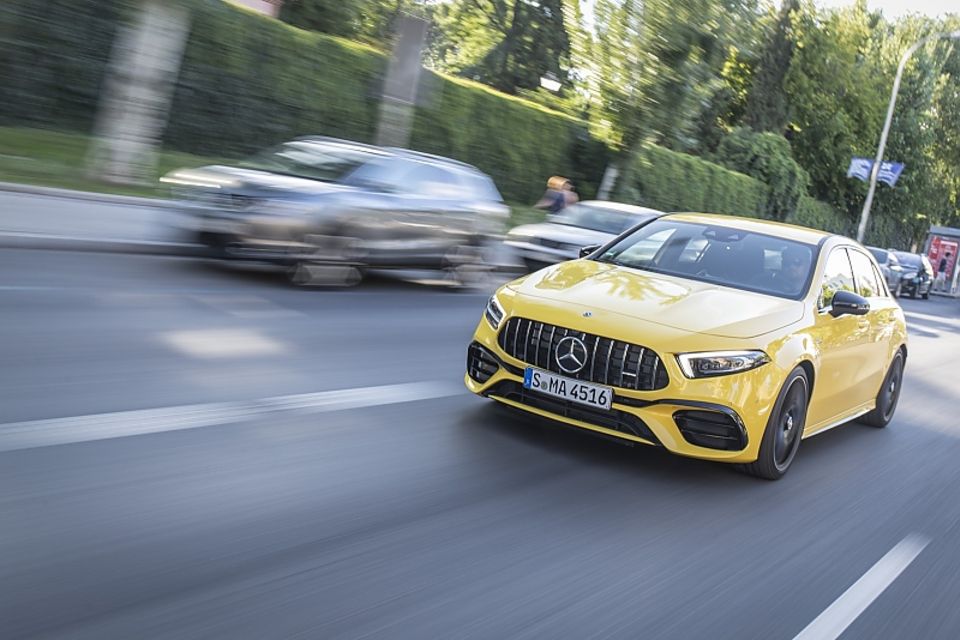Mercedes Amg A45 S 4matic Explosionsartig Stern De