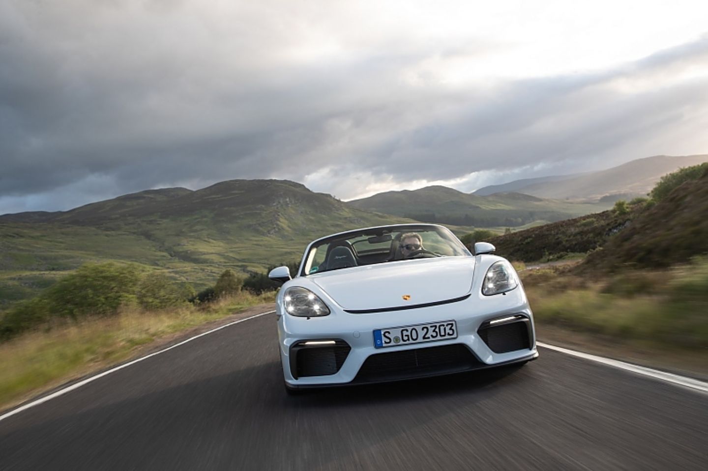Der Porsche 718 Spyder ist bis zu 301 km/h schnell