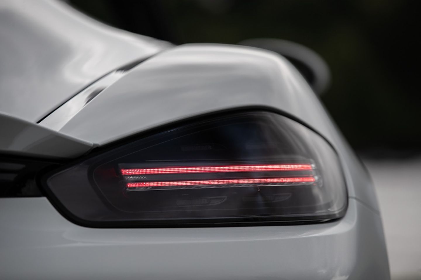 Der Porsche 718 Spyder ist auch von hinten schnell zu erkennen
