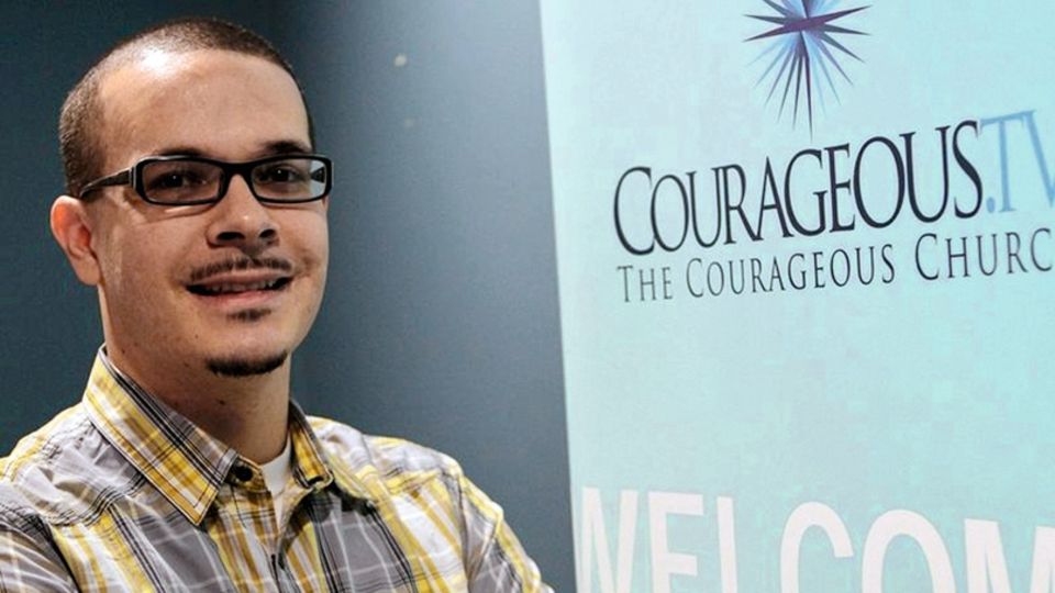 Der Ex-Pastor und Aktivist Shaun King sucht über Tweets Hinweise zur Identität von mutmaßlichen Rassisten