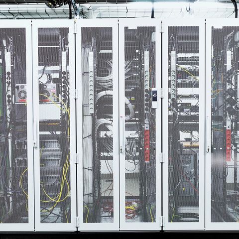Cyberkriminalität: Bundeswehr, Unternehmen und Versorger wappnen sich