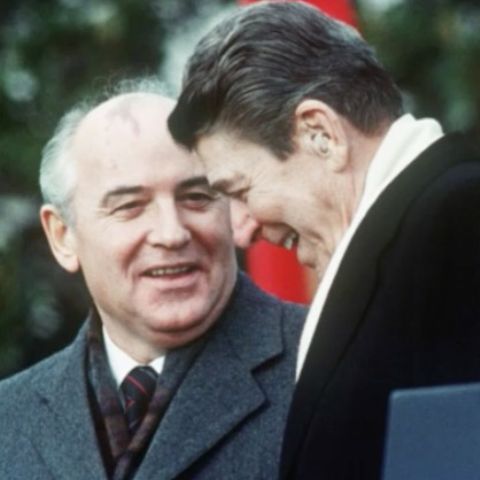 US-Präsident Ronald Reagan und der sowjetische Generalsekretär Gorbatschow