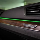 Das Ambientelicht kann angepasst werden