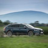 Der Skoda Superb Scout hat eine Spitzengeschwindigkeit von 250 km/h