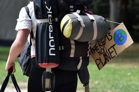 Mann mit Wanderrucksack