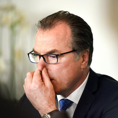 Ob Klub-Boss Clemens Tönnies (Archivbild von 2016) dem Schalker Ehrenrat seine Aussagen wohl gut erklären kann?
