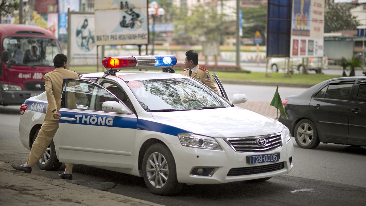 Vietnam - Schulbus - Erstickungstod