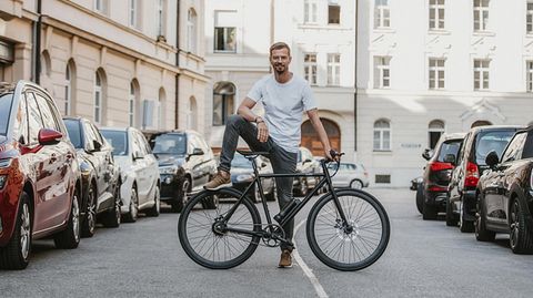 Joko nutzt seine Popularität, um das E-Bike bekannt zu machen