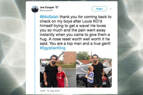 Mo Salah mit verletztem Fan