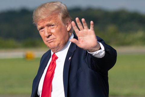 Donald Trump winkt ab - Green Cards werden künftig seltener vergeben