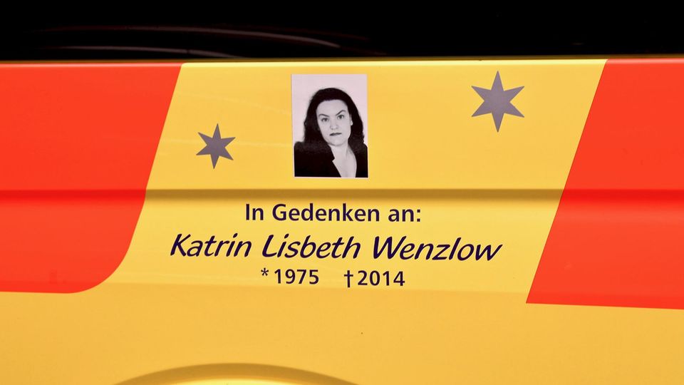 Ein Bild erinnert an Katrin Lisbeth Wenzlow, Frank Wenzlows verstorbene Frau Ein Bild erinnert an Katrin Lisbeth Wenzlow, Frank Wenzlows verstorbene Frau
