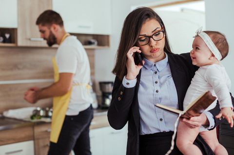 Studie Multitasking: Frauen sind nicht besser im Multitasking als Männer