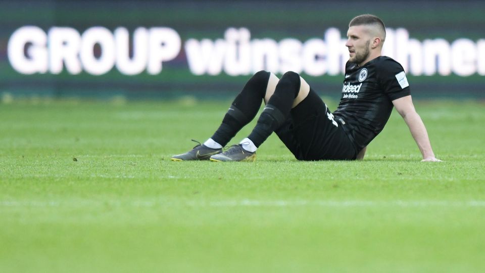 Bundesliga Thesen Frankfurt - Rebic allein gelassen Bundesliga Thesen Frankfurt - Rebic allein gelassen