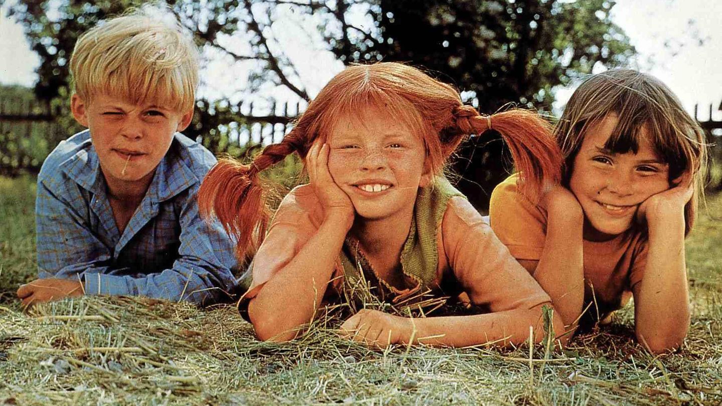 Die Kinderstars aus "Pippi Langstrumpf" bei den Dreharbeiten 1969: Pär Sundberg ("Tommy"), Inger Nilsson (Mitte, "Pippi) und Maria Persson ("Annika")