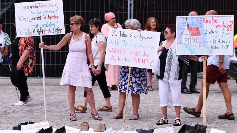 Maria 2.0 Ein Protest Maria 2.0 des Katholischen Deutschen Frauenbund (KDFB) des Diözeseverband Rottenburg-Stuttgart im Juli