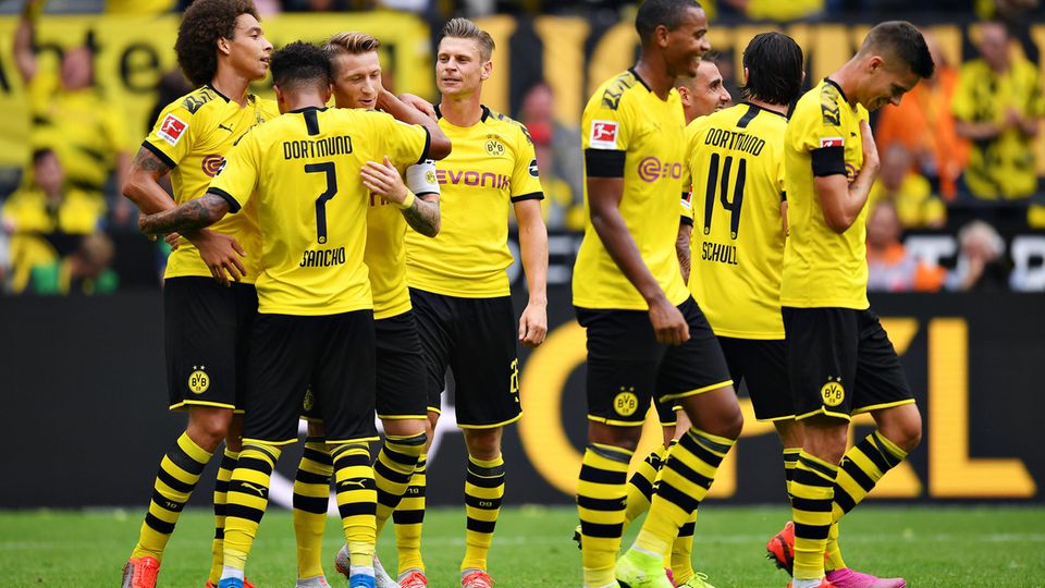 Ganz guter Start in die neue Saison: Dortmund schlägt desolate Augsburger mit 5:1