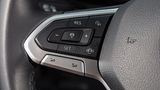 Das Multifunktionsgerät-Lenkrad im Volkswagen T6.1 wurde neu gestaltet