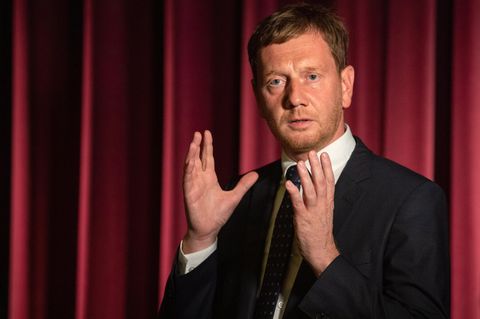 Michael Kretschmer kommt per Video-Botschaft ins Mailfach