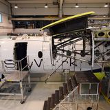 Maschine von Skyworks im Hangar