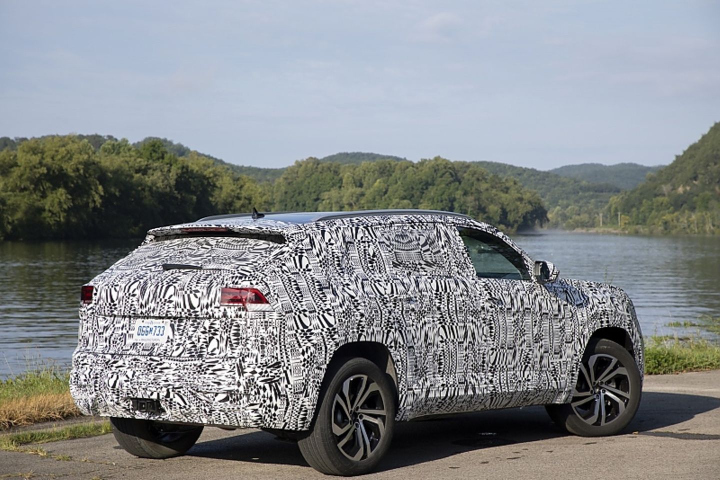 VW Atlas Cross Sport