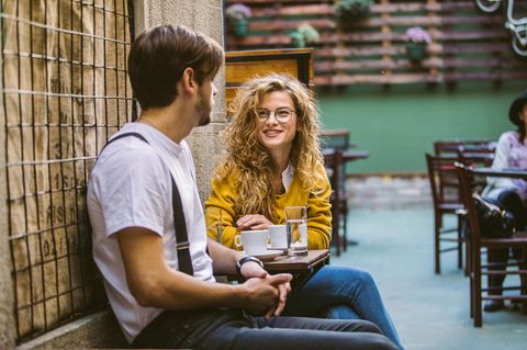 Dating findet immer häufiger im Netz statt (Symbolbild)