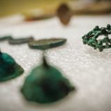 Niemand kennt heute noch die Rituale, denen diese Gegenstände dienten.