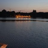 Wasseraufnahme in der Abenddämmerung