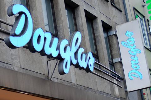 Douglas Filiale