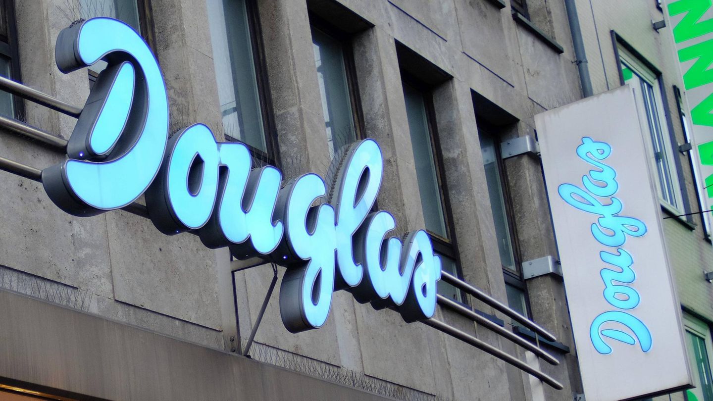 Douglas Filiale