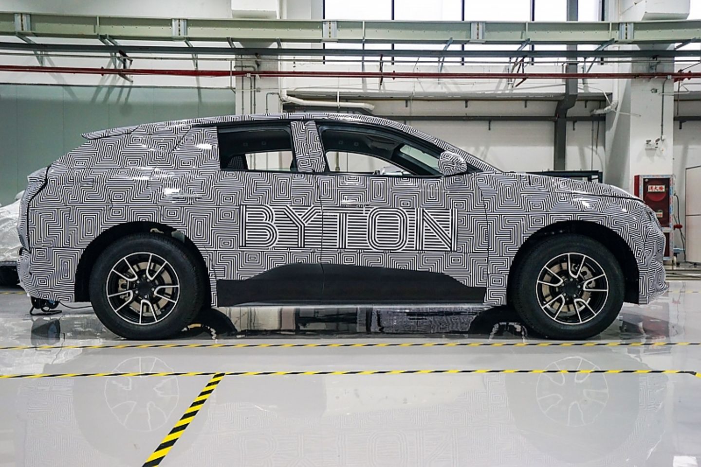 Byton M-Byte