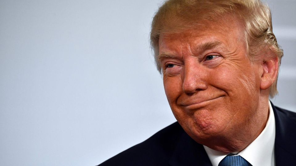 Donald Trump lächelt