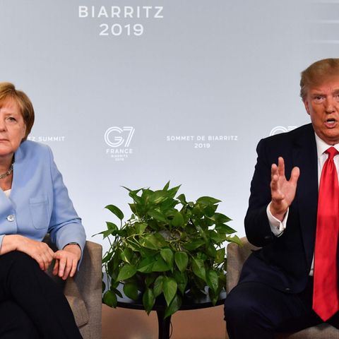 Bundeskanzlerin Angela Merkel und US-Präsident Donald Trump bim G7-Gipfel in Biarritz