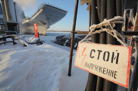 Eine Werft in Sewerodwinsk (Russland)